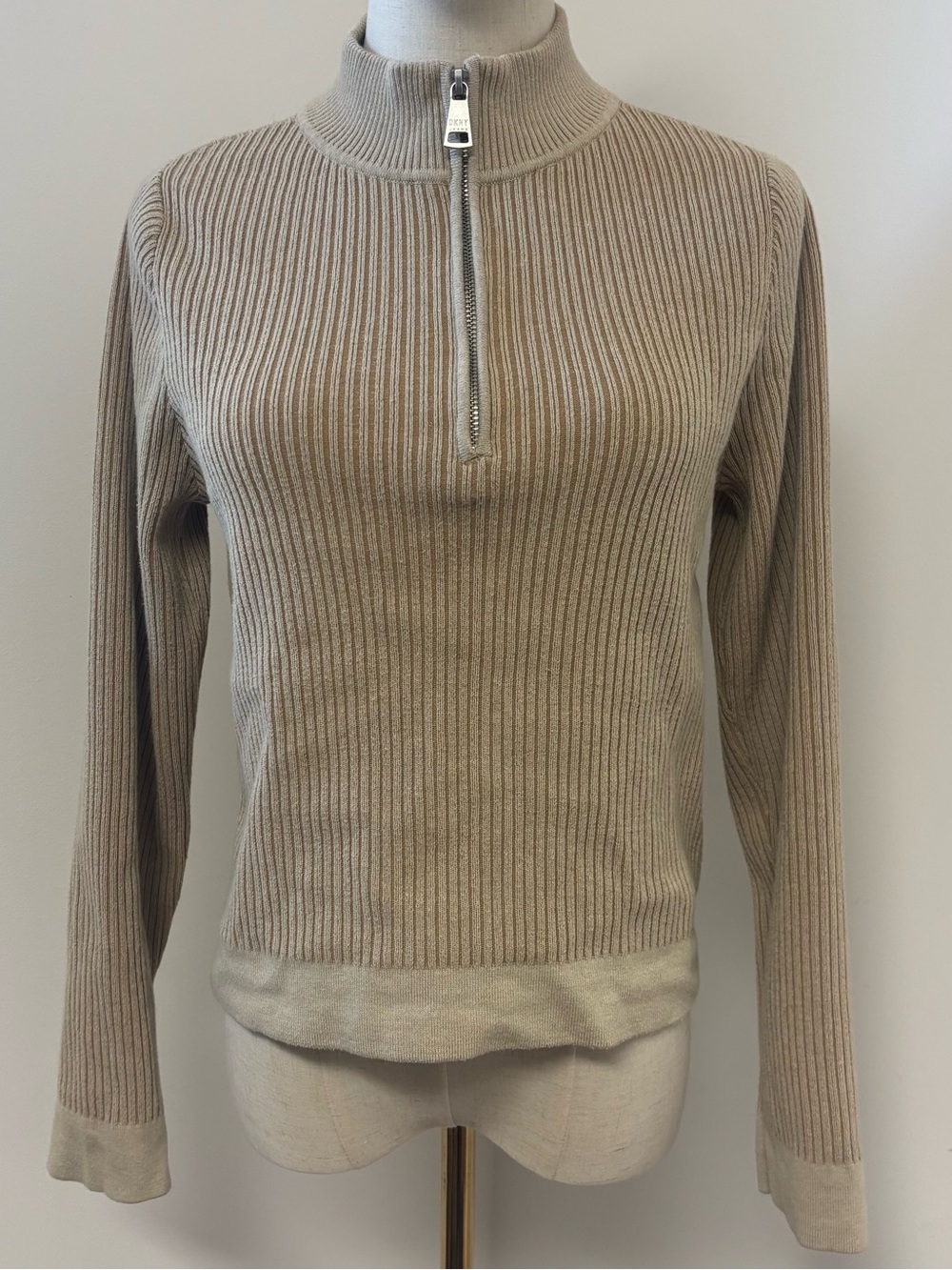 Vintage Dkny Ribbed Half-Zip Mock Neck Sweater in Taupe
